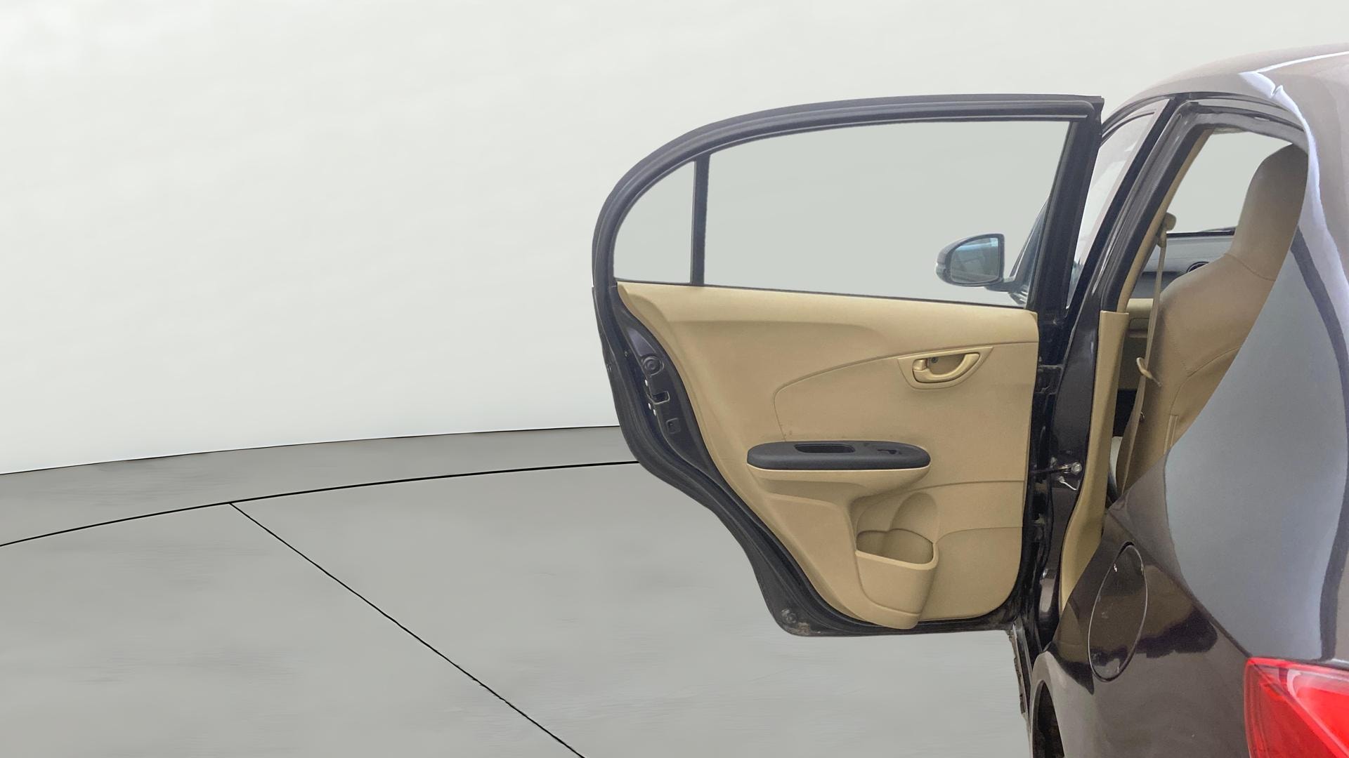 View 2015 Honda Amaze E MT Petrol BS IV Image 22 Used 2015 Honda Amaze E MT Petrol BS IV Image 22
