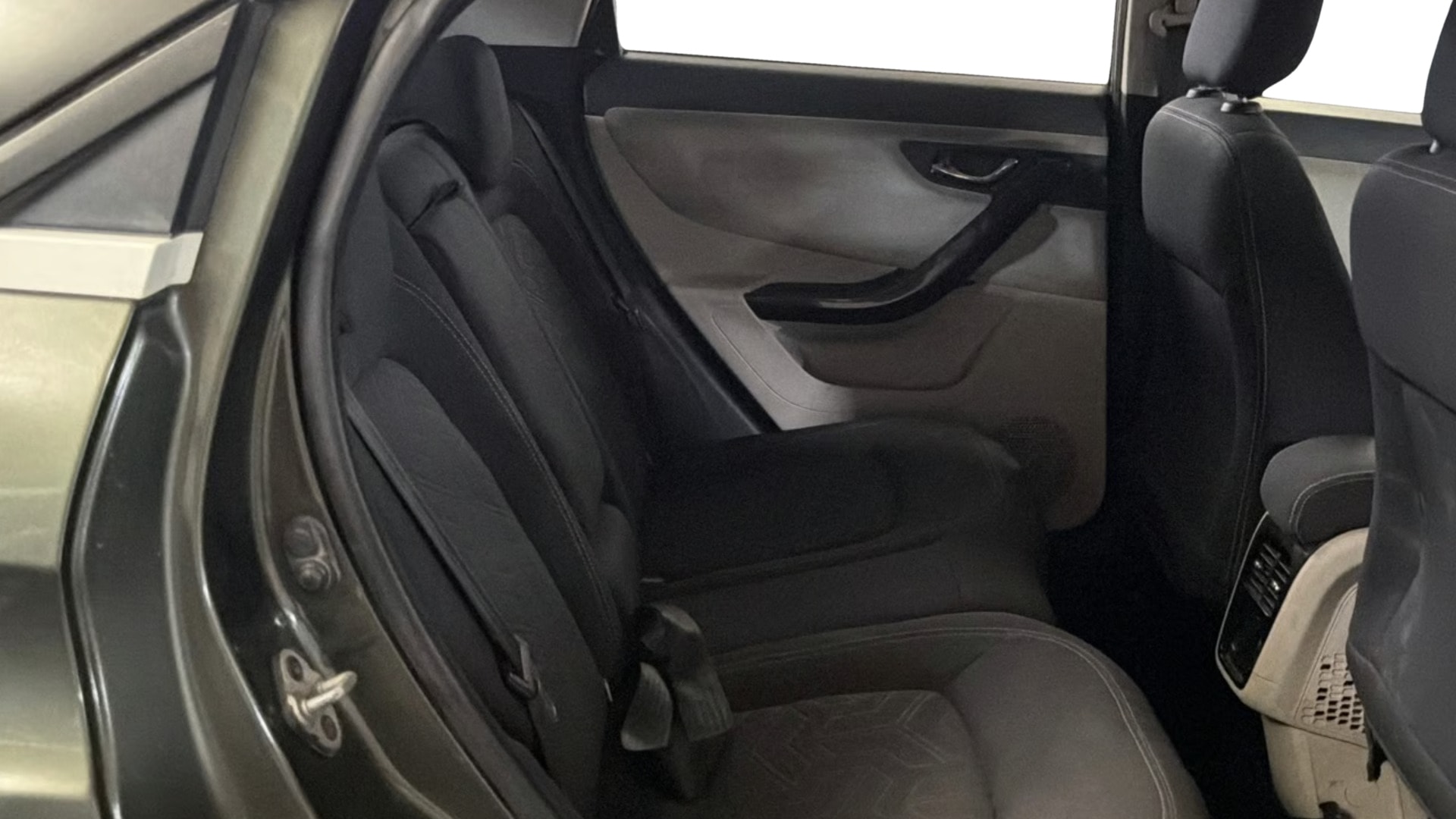 View 2021 Tata Nexon Revotron XE Image 28 Used 2021 Tata Nexon Revotron XE Image 28