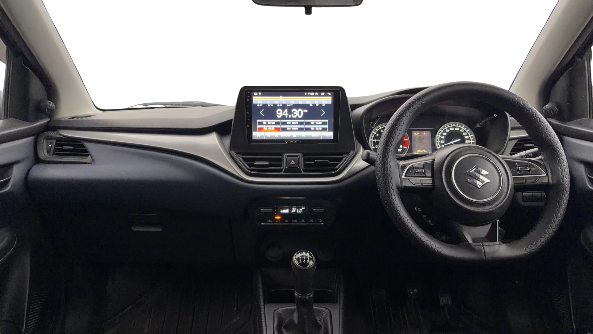 View 2022 Maruti Suzuki 1000 Base Variant Image 16 Used 2022 Maruti Suzuki 1000 Base Variant Image 16