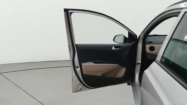 View Hyundai Grand i10 Image 31 Used Hyundai Grand i10 Image 31