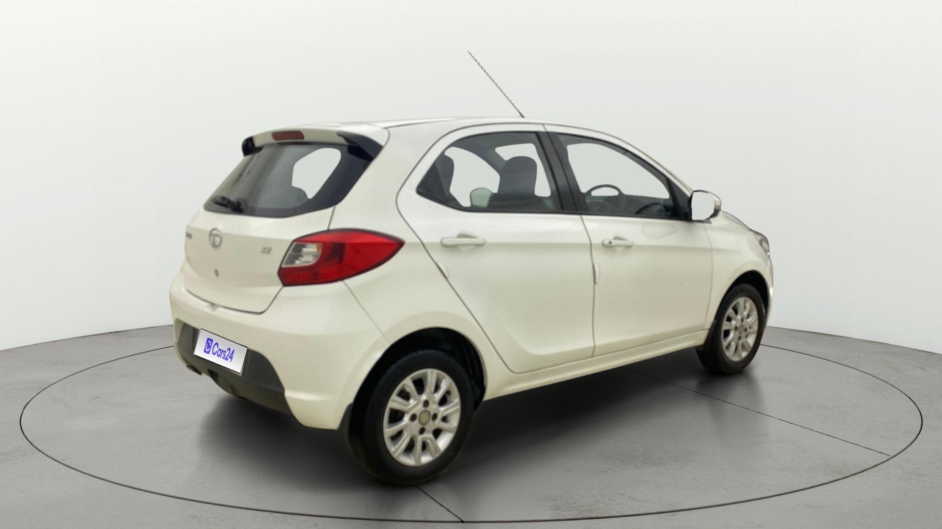 View 2020 Tata Tiago Revotorq XB Image 42 Used 2020 Tata Tiago Revotorq XB Image 42