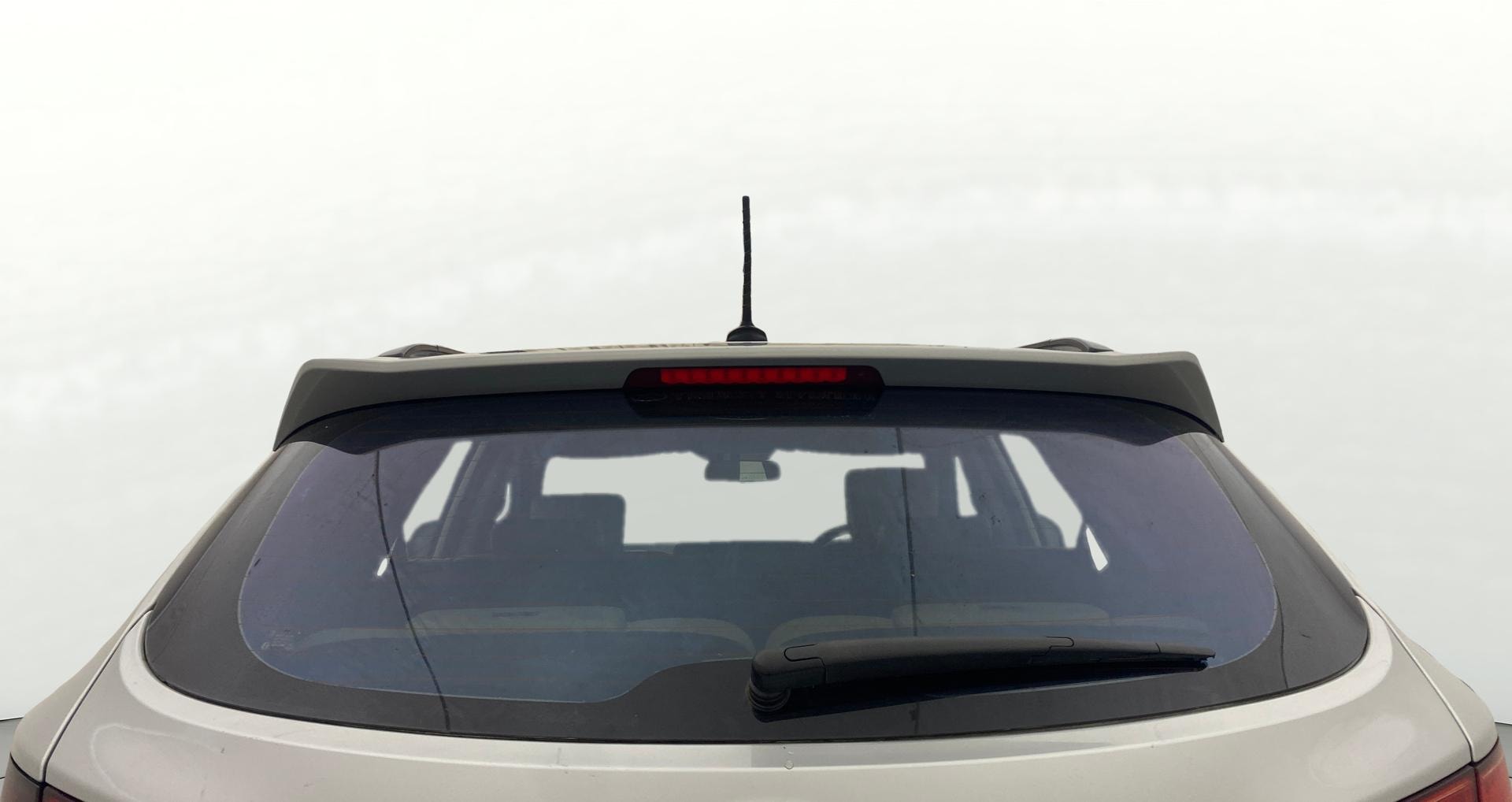 View 2015 Hyundai Santa Fe 4WD AT Image 4 Used 2015 Hyundai Santa Fe 4WD AT Image 4
