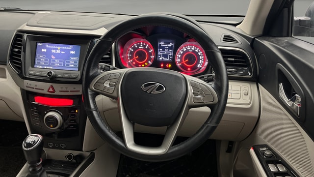 View Mahindra XUV300 Image 21 Used Mahindra XUV300 Image 21