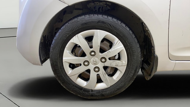 View Hyundai EON Image 32 Used Hyundai EON Image 32
