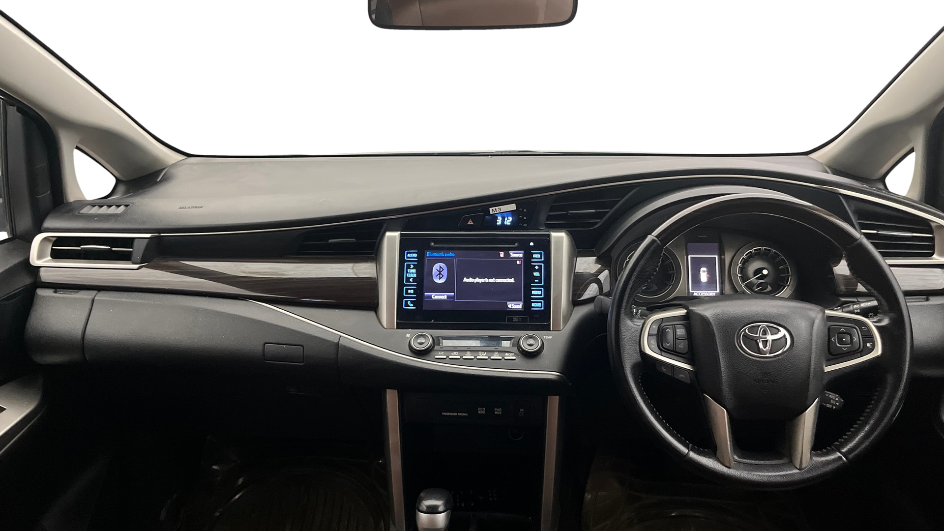 View 2019 Toyota Innova Crysta 2.7 ZX AT 7-Seater BS IV Image 32 Used 2019 Toyota Innova Crysta 2.7 ZX AT 7-Seater BS IV Image 32