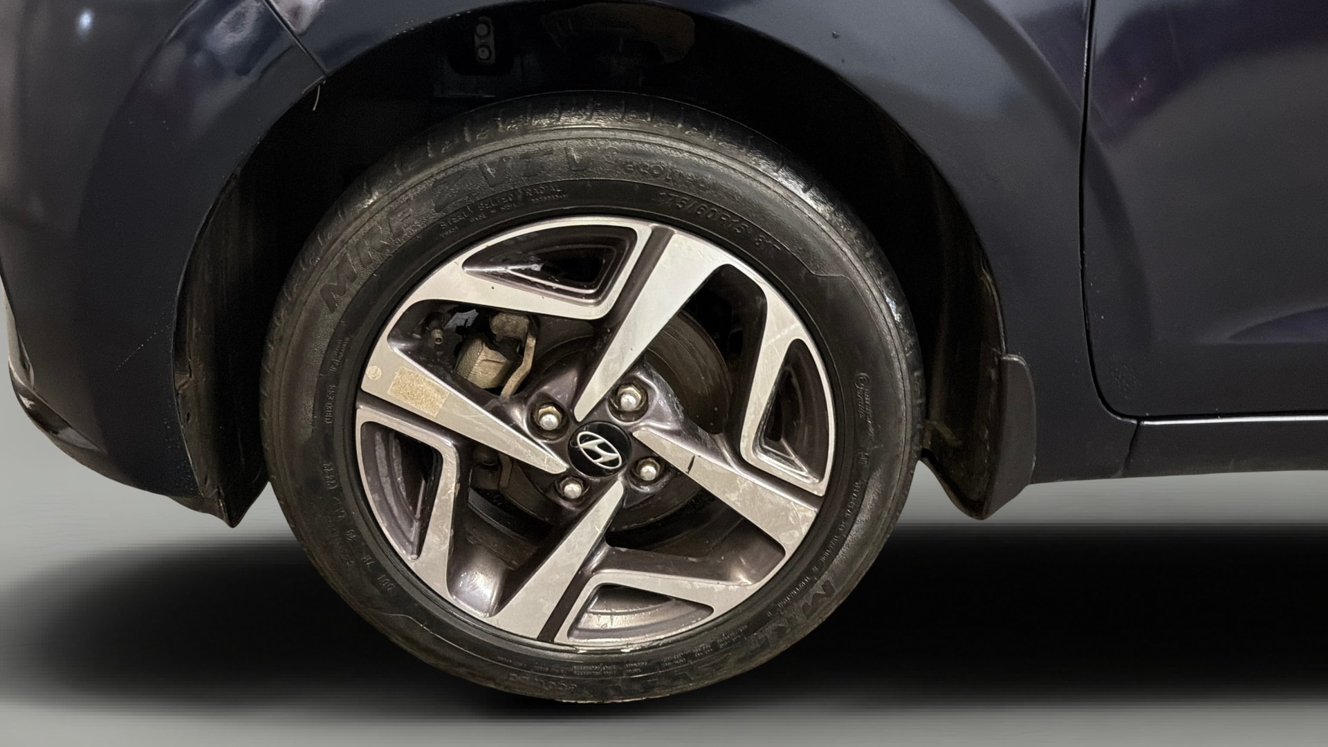 View 2022 Hyundai Aura SX MT CNG Image 28 Used 2022 Hyundai Aura SX MT CNG Image 28