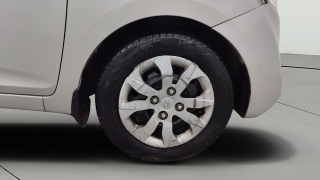 View Hyundai EON Image 39 Used Hyundai EON Image 39
