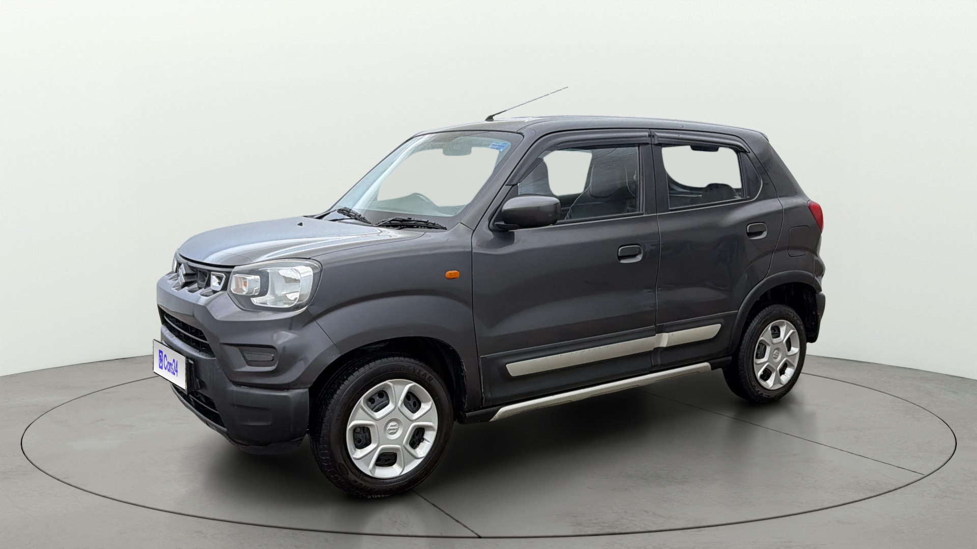 View 2021 Maruti Suzuki 1000 Base Variant Image 35 Used 2021 Maruti Suzuki 1000 Base Variant Image 35