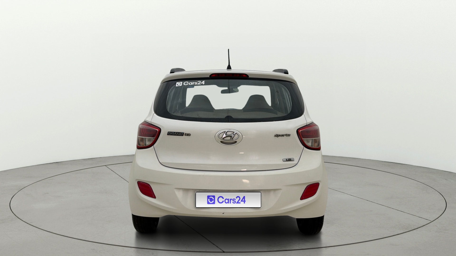 View 2015 Hyundai Grand i10 Sportz 1.2 Kappa Image 40 Used 2015 Hyundai Grand i10 Sportz 1.2 Kappa Image 40