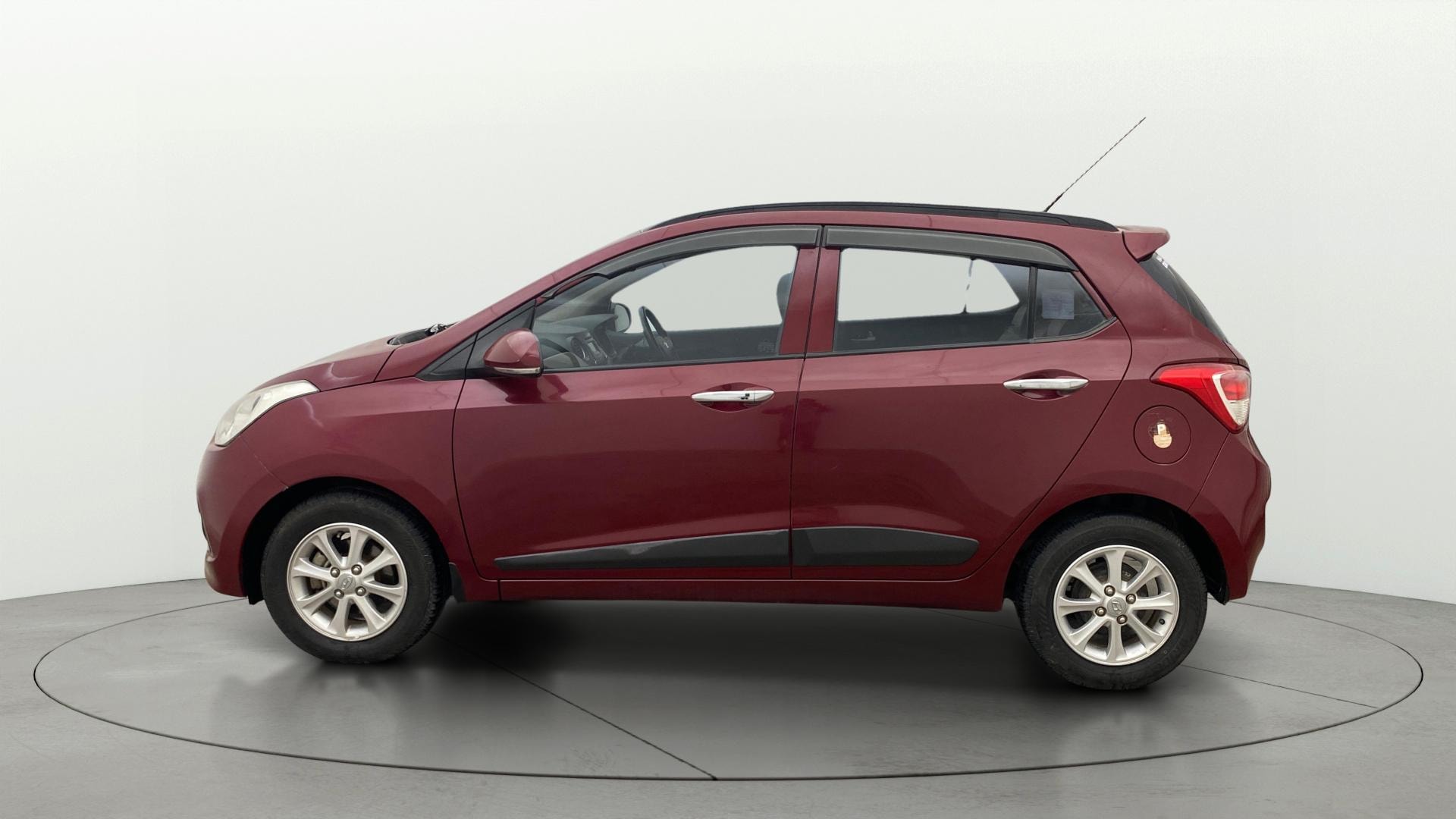 View 2016 Hyundai Grand i10 1.2 Asta Petrol Image 5 Used 2016 Hyundai Grand i10 1.2 Asta Petrol Image 5