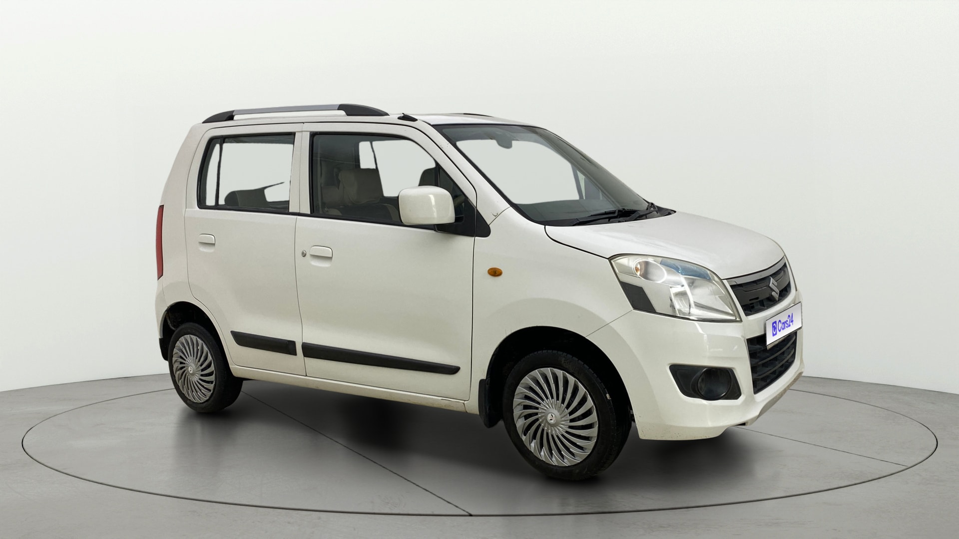 View 2017 Maruti Suzuki 1000 Base Variant Image 21 Used 2017 Maruti Suzuki 1000 Base Variant Image 21