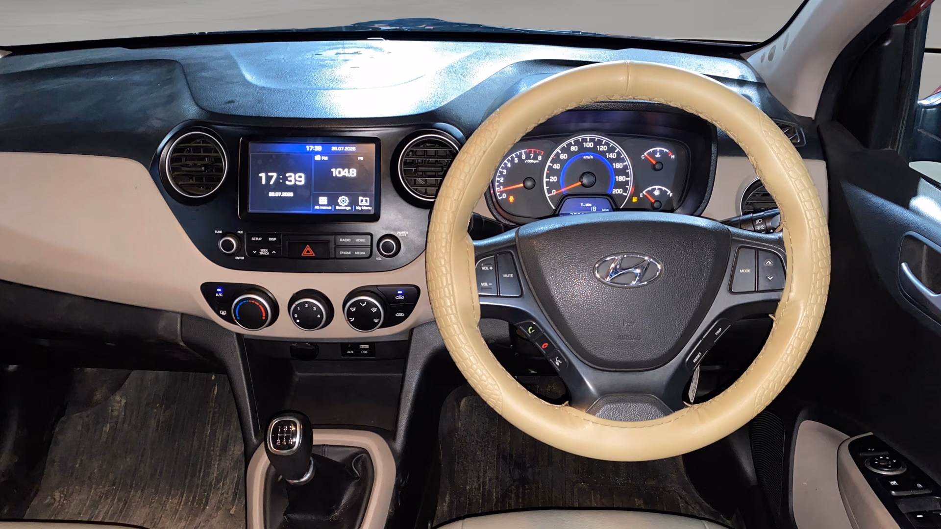 View 2018 Hyundai Grand i10 Sportz 1.2 Kappa Image 20 Used 2018 Hyundai Grand i10 Sportz 1.2 Kappa Image 20
