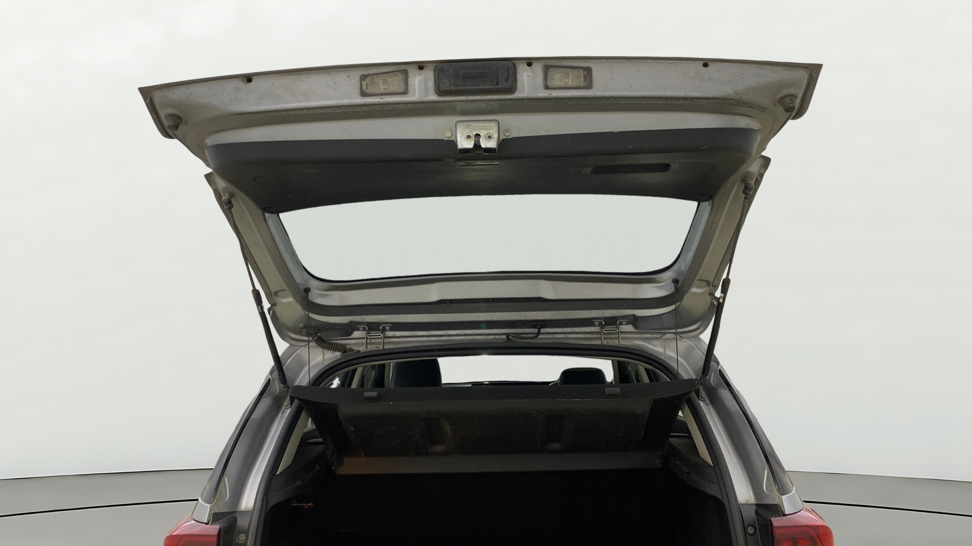 View 2021 Kia Sonet HTX Plus iMT Petrol Image 16 Used 2021 Kia Sonet HTX Plus iMT Petrol Image 16