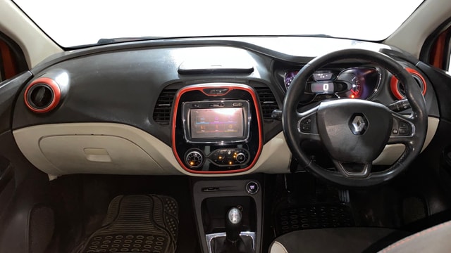 View Renault Captur Image 31 Used Renault Captur Image 31