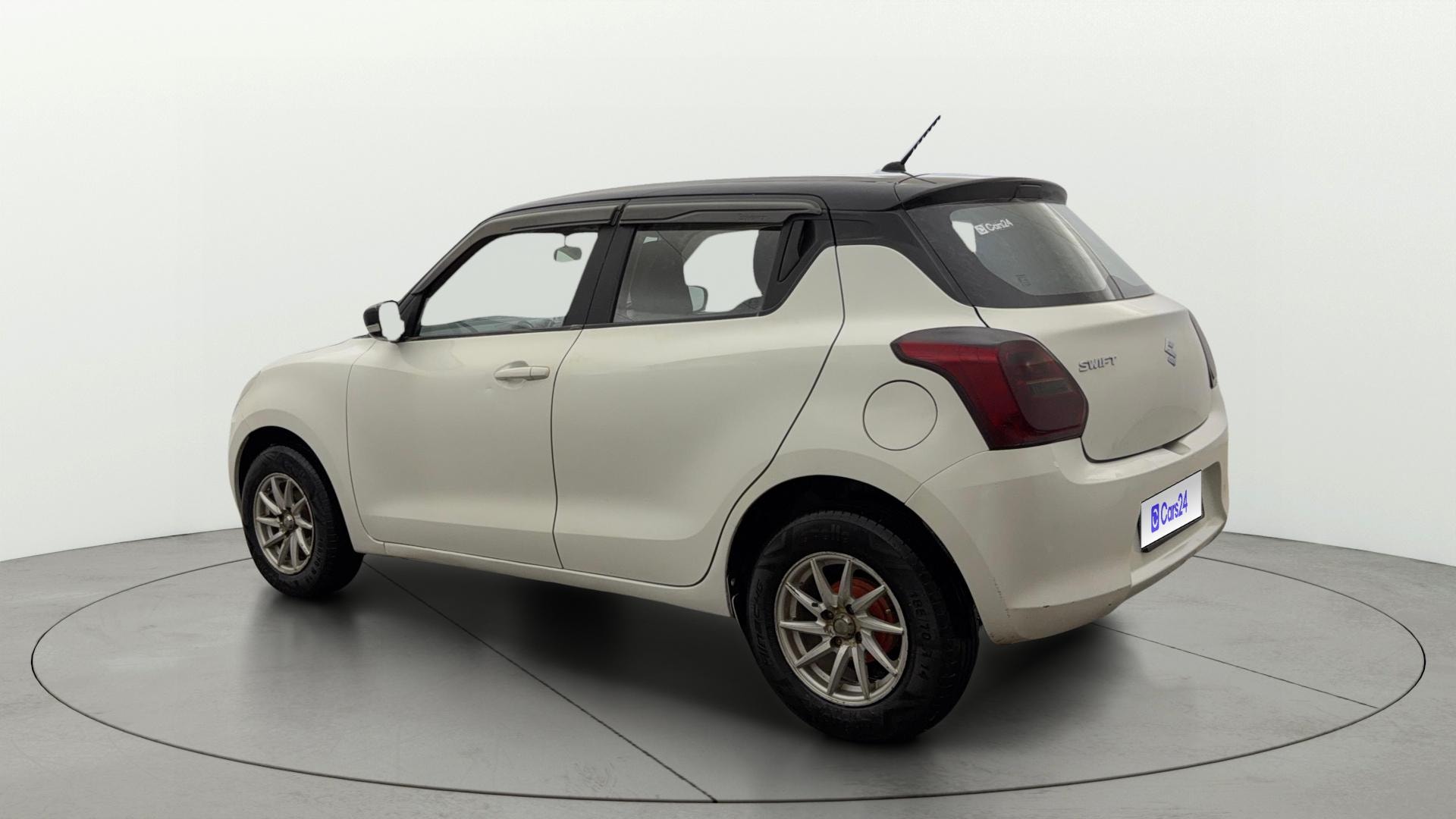 View 2019 Maruti Suzuki 1000 Base Variant Image 2 Used 2019 Maruti Suzuki 1000 Base Variant Image 2