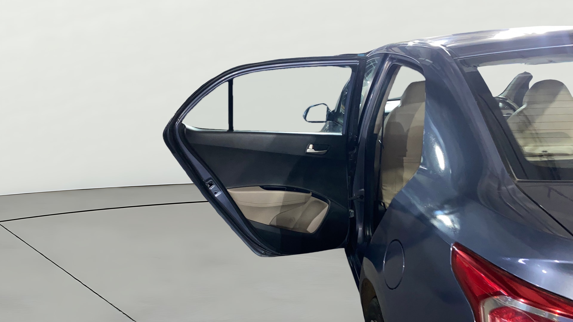 View 2015 Hyundai Xcent S Petrol Image 22 Used 2015 Hyundai Xcent S Petrol Image 22