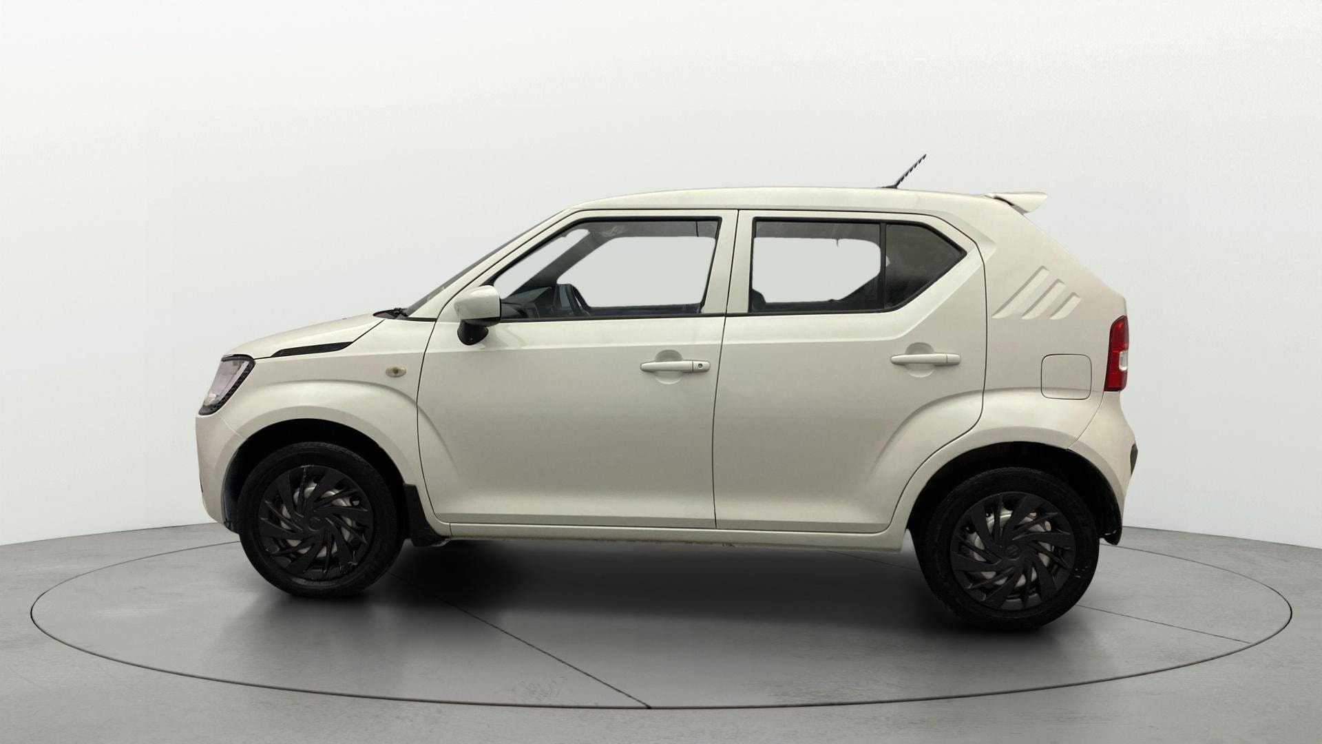 View 2018 Maruti Suzuki 1000 Base Variant Image 5 Used 2018 Maruti Suzuki 1000 Base Variant Image 5