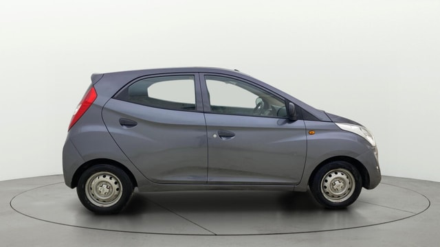 View Hyundai EON Image 8 Used Hyundai EON Image 8