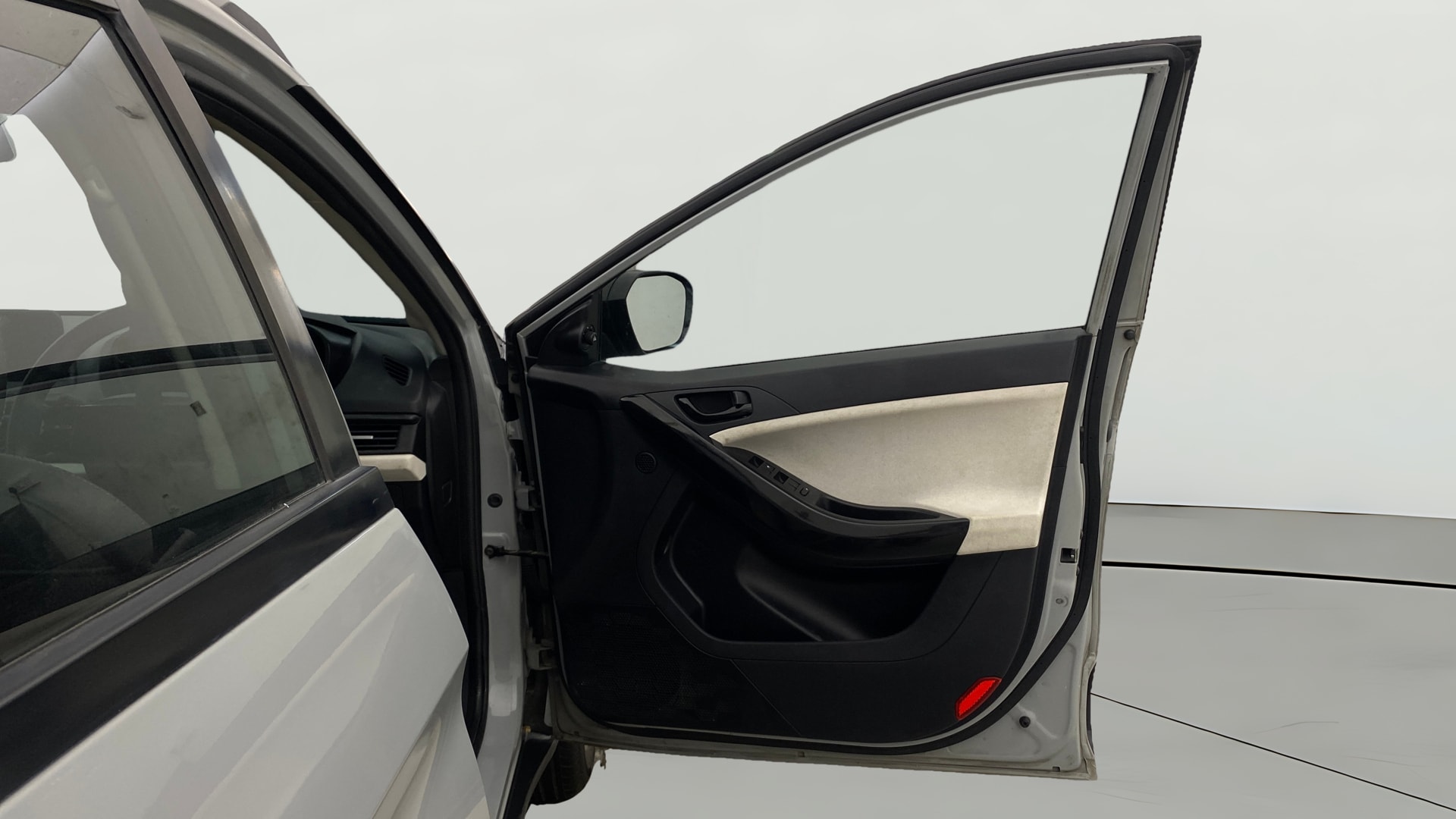View 2023 Tata Nexon Revotron XE Image 43 Used 2023 Tata Nexon Revotron XE Image 43