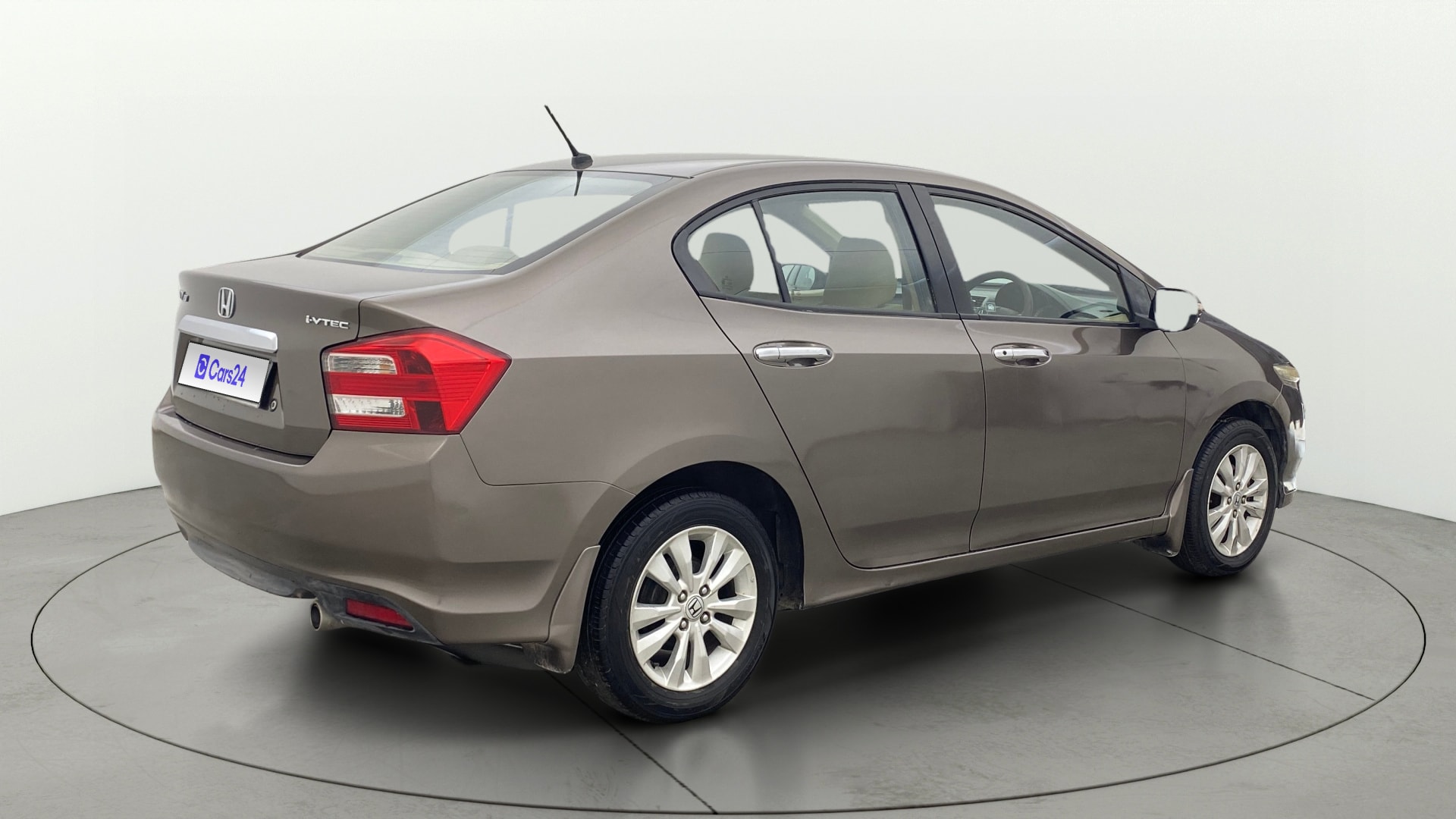 View 2013 Honda City ZX MT Diesel Anniversary Edition Image 41 Used 2013 Honda City ZX MT Diesel Anniversary Edition Image 41