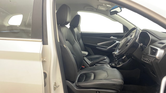 View MG Hector Image 26 Used MG Hector Image 26