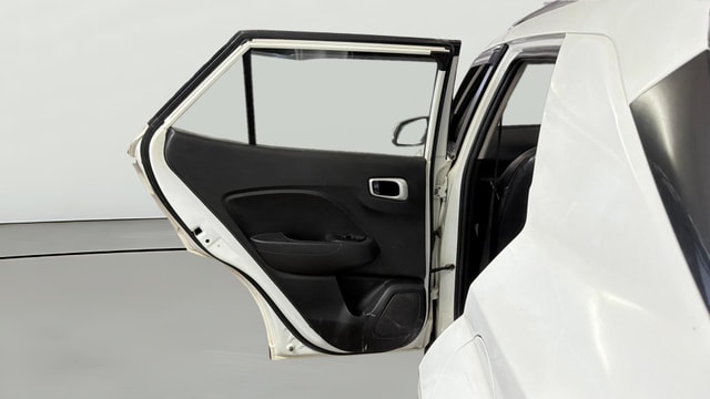 View Hyundai Venue Image 15 Used Hyundai Venue Image 15
