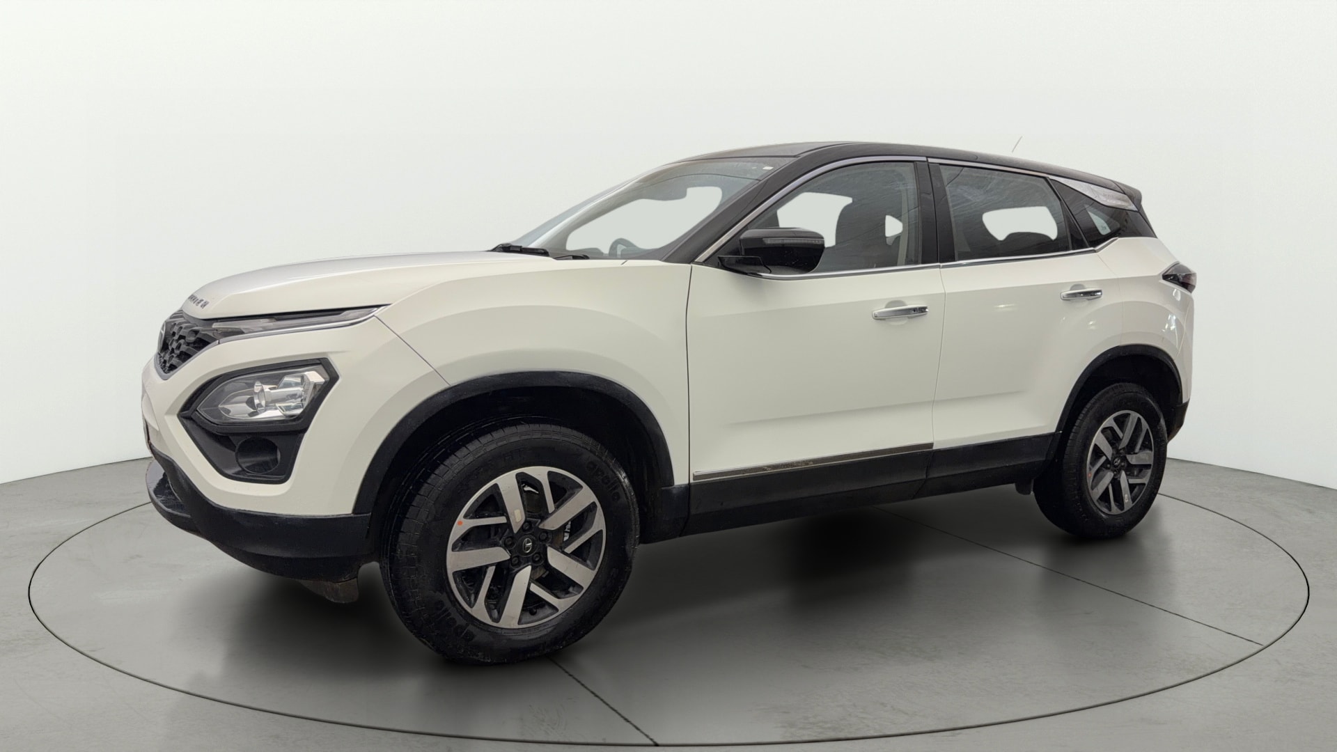 View 2022 Tata Harrier XE Image 38 Used 2022 Tata Harrier XE Image 38
