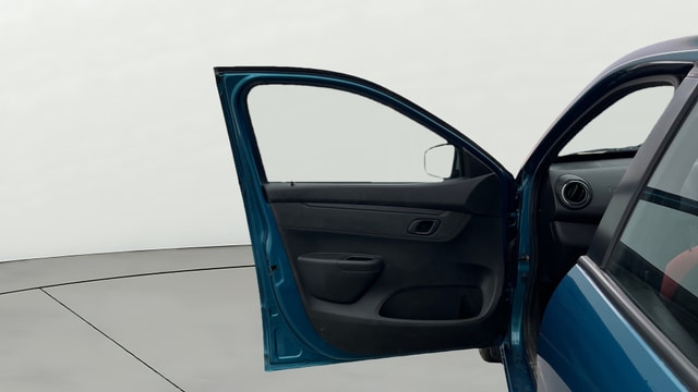 View Renault Kwid Image 31 Used Renault Kwid Image 31