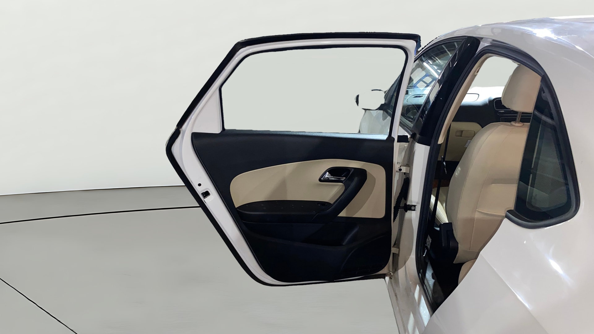 View 2019 Skoda Rapid 1.6 MPI Style Petrol AT BS IV Image 22 Used 2019 Skoda Rapid 1.6 MPI Style Petrol AT BS IV Image 22