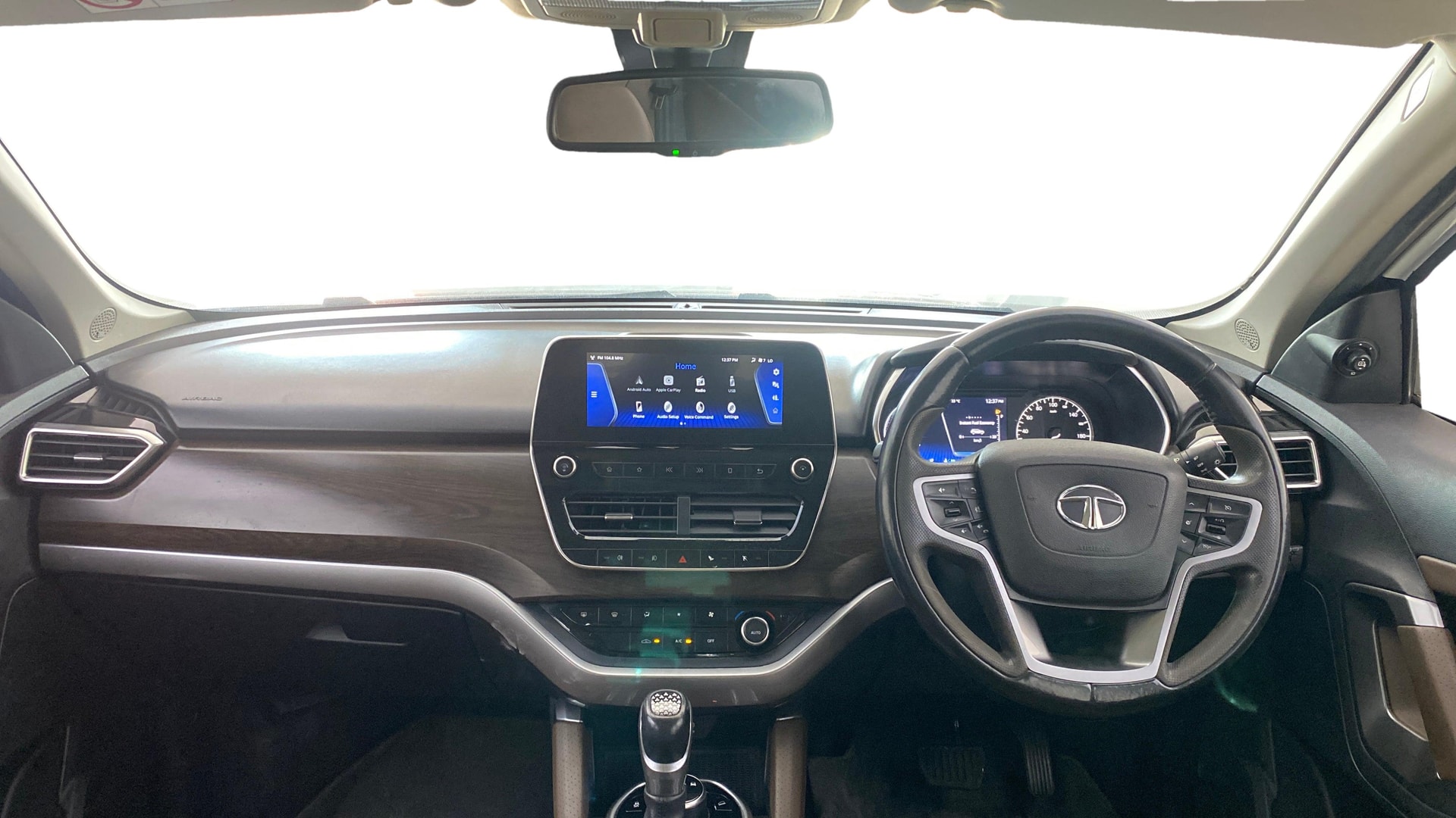View 2021 Tata Harrier XE Image 15 Used 2021 Tata Harrier XE Image 15