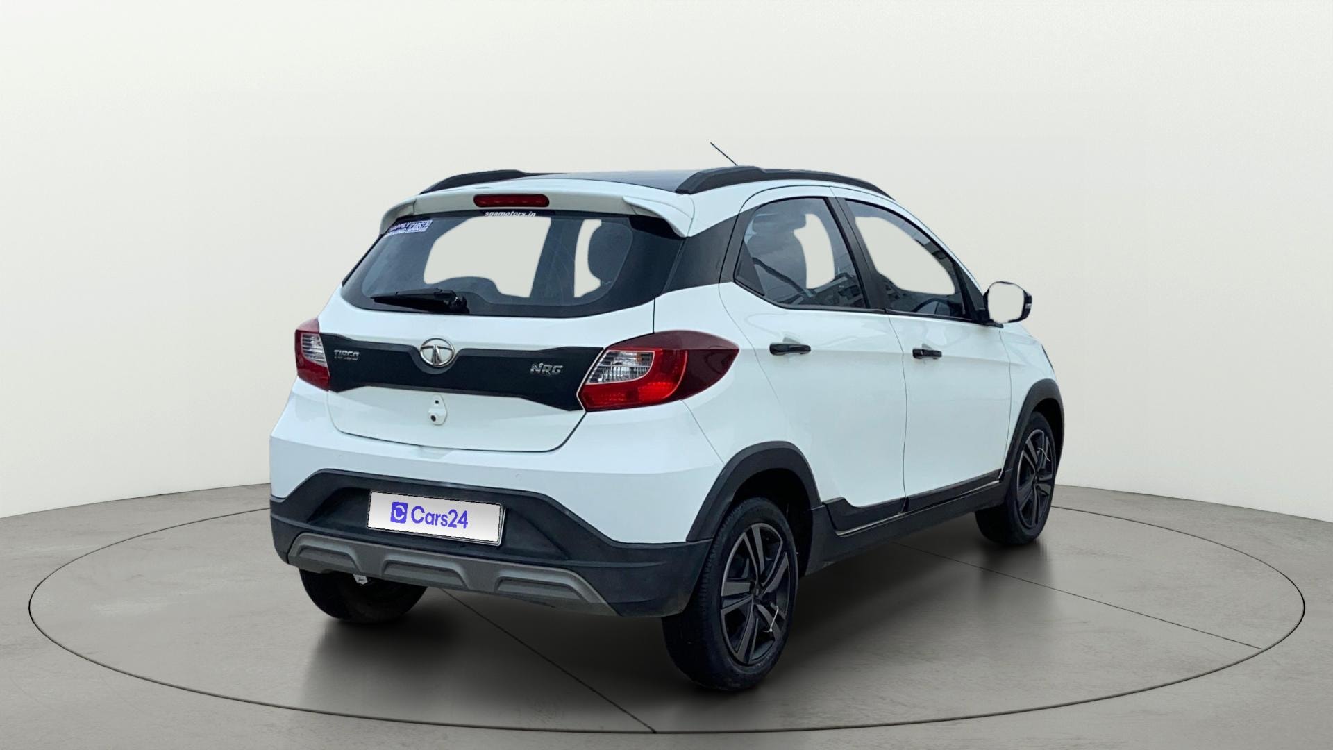 View 2022 Tata Tiago NRG XZ Revotron AMT Image 44 Used 2022 Tata Tiago NRG XZ Revotron AMT Image 44