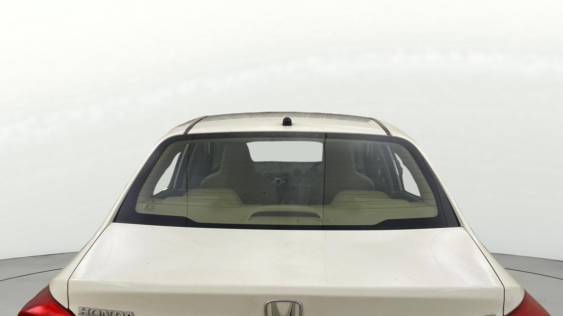 View 2013 Honda Amaze E MT Petrol BS IV Image 4 Used 2013 Honda Amaze E MT Petrol BS IV Image 4