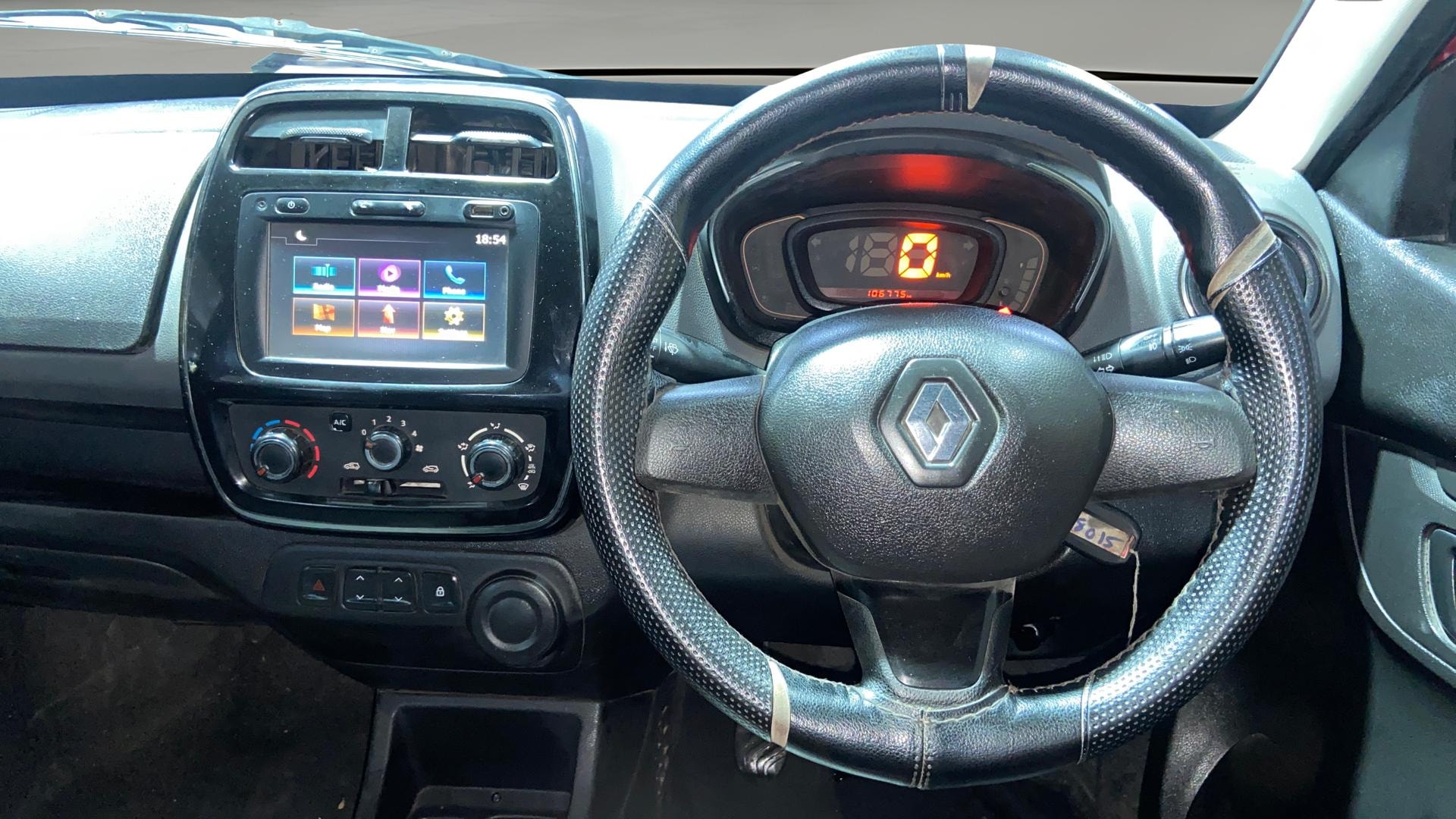 View 2017 Renault Kwid RXL Image 20 Used 2017 Renault Kwid RXL Image 20