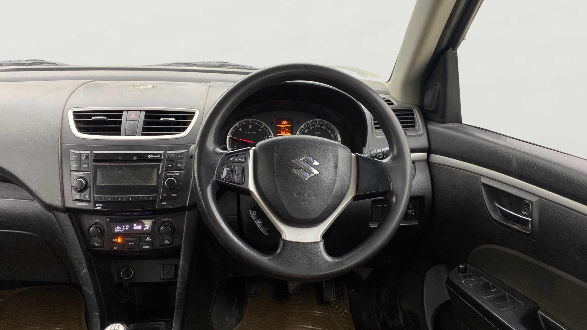 View 2017 Maruti Suzuki 1000 Base Variant Image 20 Used 2017 Maruti Suzuki 1000 Base Variant Image 20