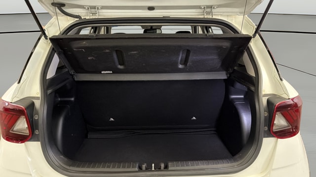 View Hyundai Venue Image 38 Used Hyundai Venue Image 38