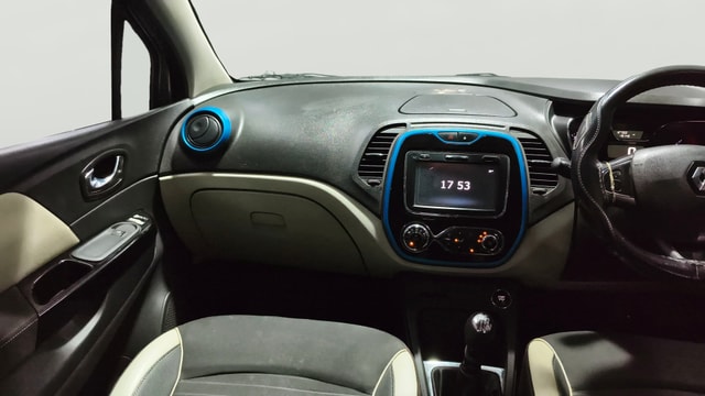 View Renault Captur Image 17 Used Renault Captur Image 17