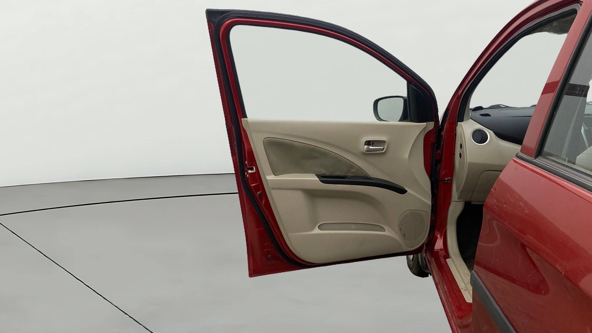 View 2018 Maruti Suzuki 1000 Base Variant Image 31 Used 2018 Maruti Suzuki 1000 Base Variant Image 31