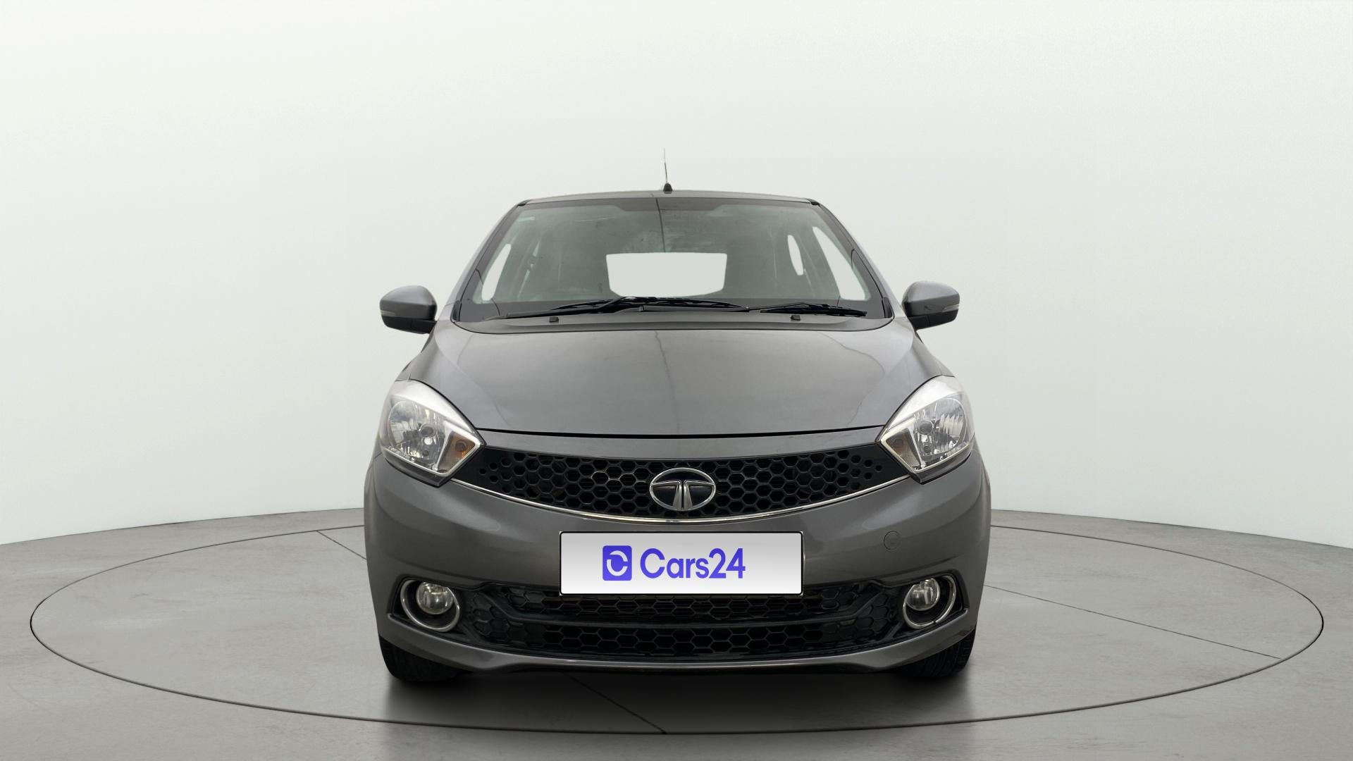 View 2019 Tata Tiago Revotorq XB Image 1 Used 2019 Tata Tiago Revotorq XB Image 1