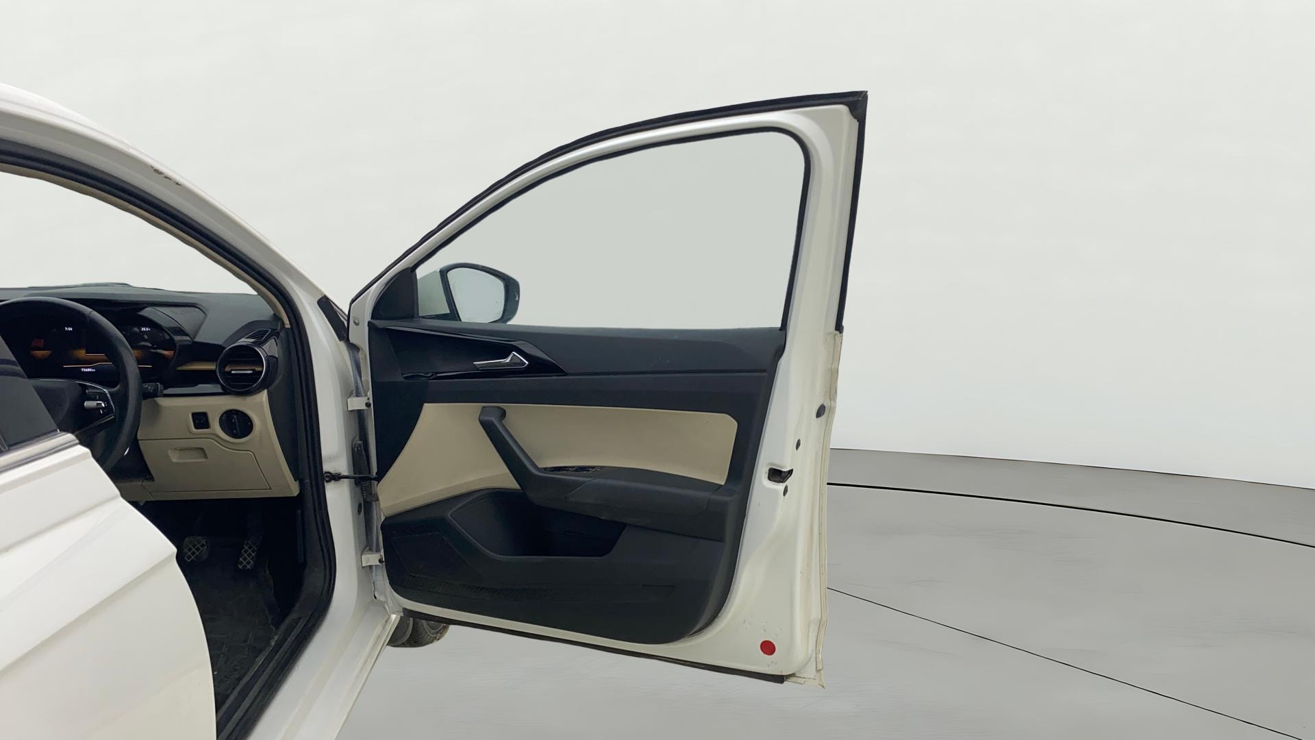 View 2022 Skoda Slavia Style 1.0 TSI MT Image 47 Used 2022 Skoda Slavia Style 1.0 TSI MT Image 47