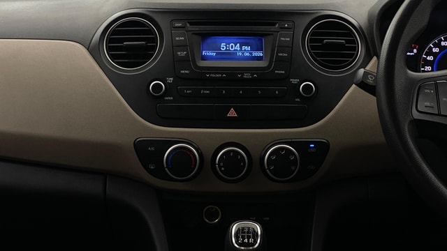View Hyundai Grand i10 Image 17 Used Hyundai Grand i10 Image 17