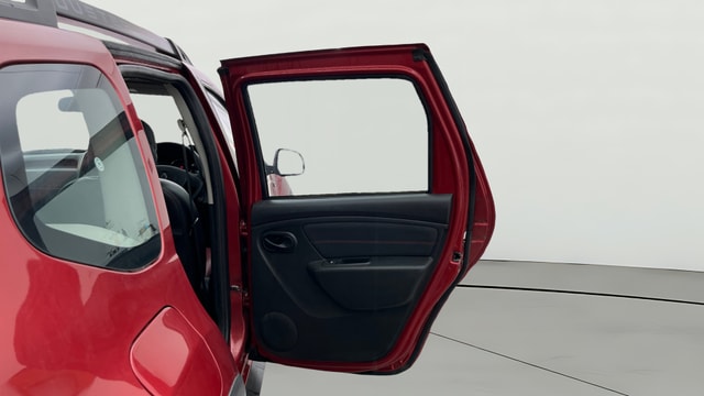 View Renault Duster Image 7 Used Renault Duster Image 7