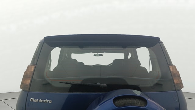 View Mahindra NuvoSport Image 5 Used Mahindra NuvoSport Image 5