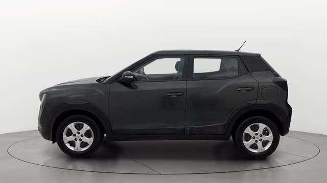 View Mahindra XUV 3XO Image 6 Used Mahindra XUV 3XO Image 6