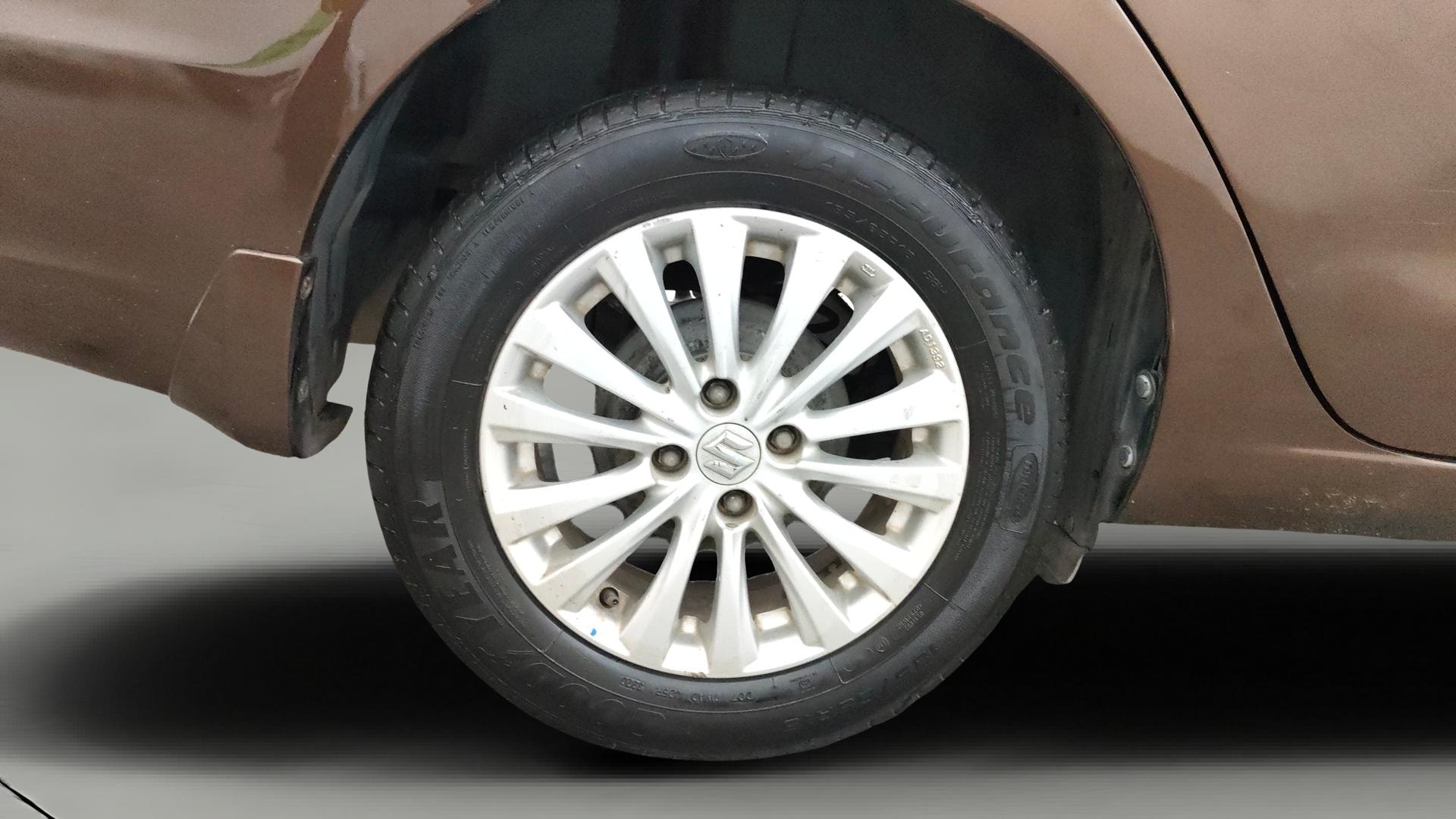 View 2017 Maruti Suzuki 1000 Base Variant Image 24 Used 2017 Maruti Suzuki 1000 Base Variant Image 24