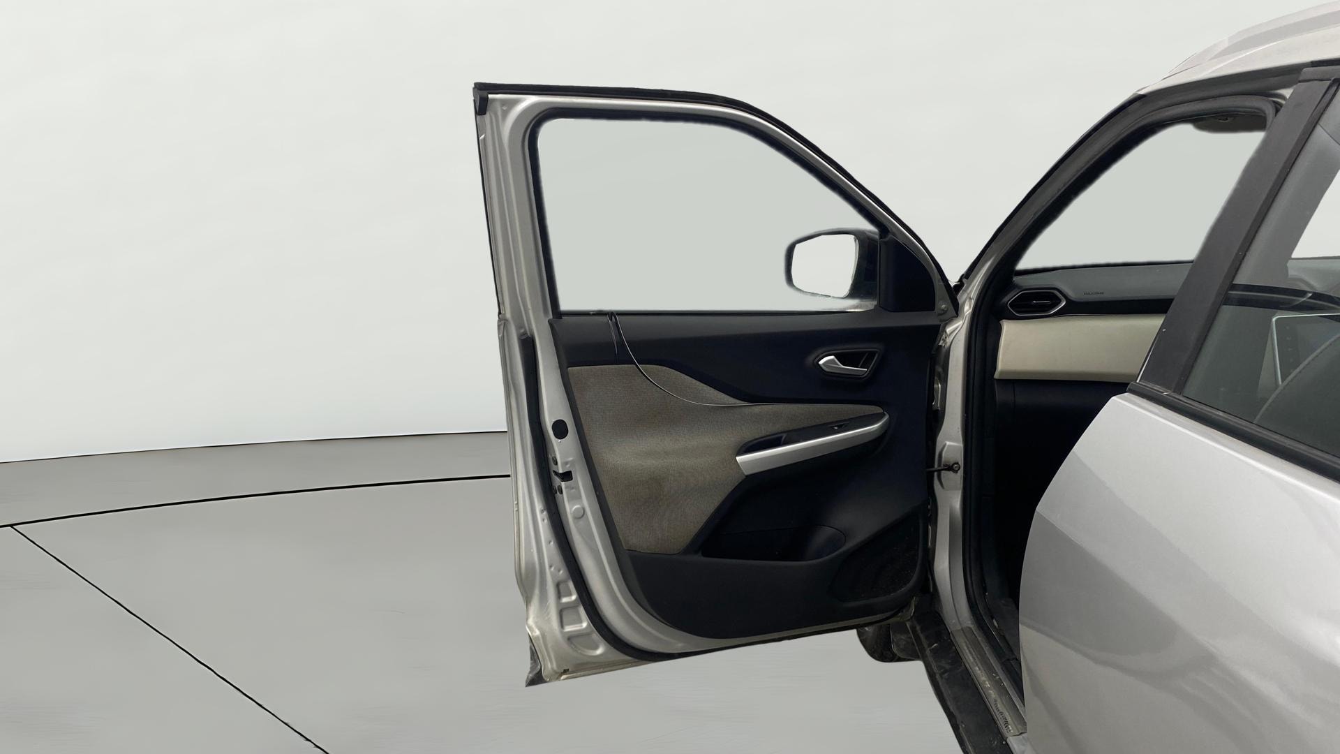 Used 2022 Nissan Magnite Used 2022 Nissan Magnite