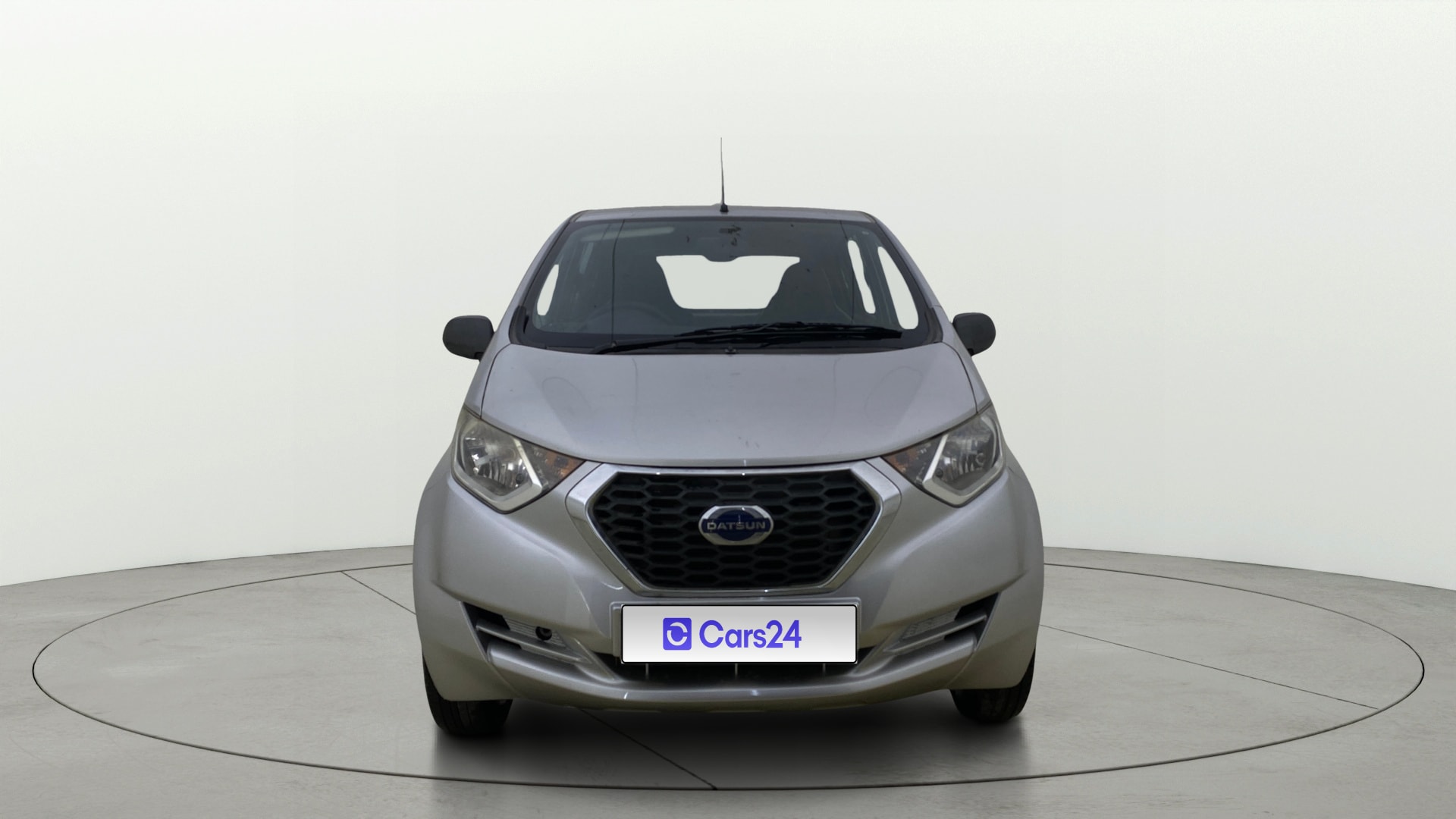 View 2018 Datsun Redi GO T (O) 1.0L AMT BS IV Image 1 Used 2018 Datsun Redi GO T (O) 1.0L AMT BS IV Image 1