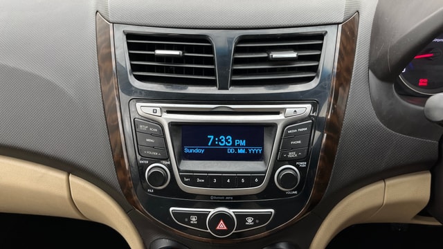 View Hyundai Verna Image 32 Used Hyundai Verna Image 32