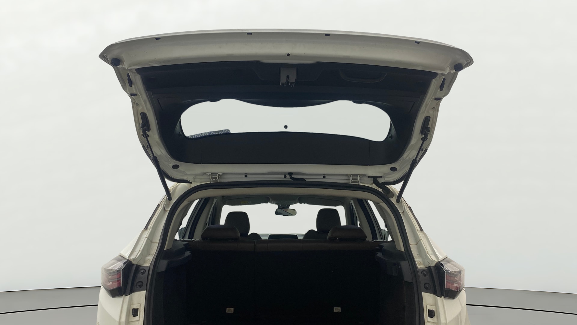 View 2020 Tata Harrier XE Image 17 Used 2020 Tata Harrier XE Image 17
