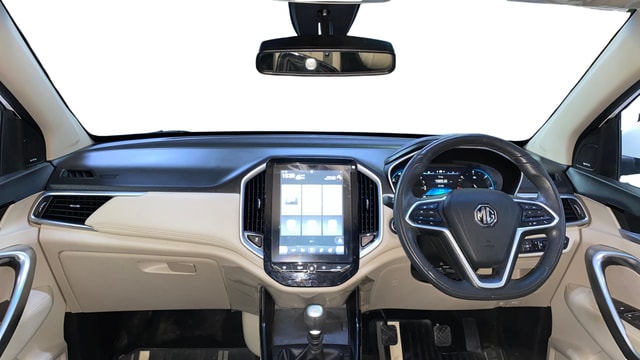 View MG Hector Image 16 Used MG Hector Image 16