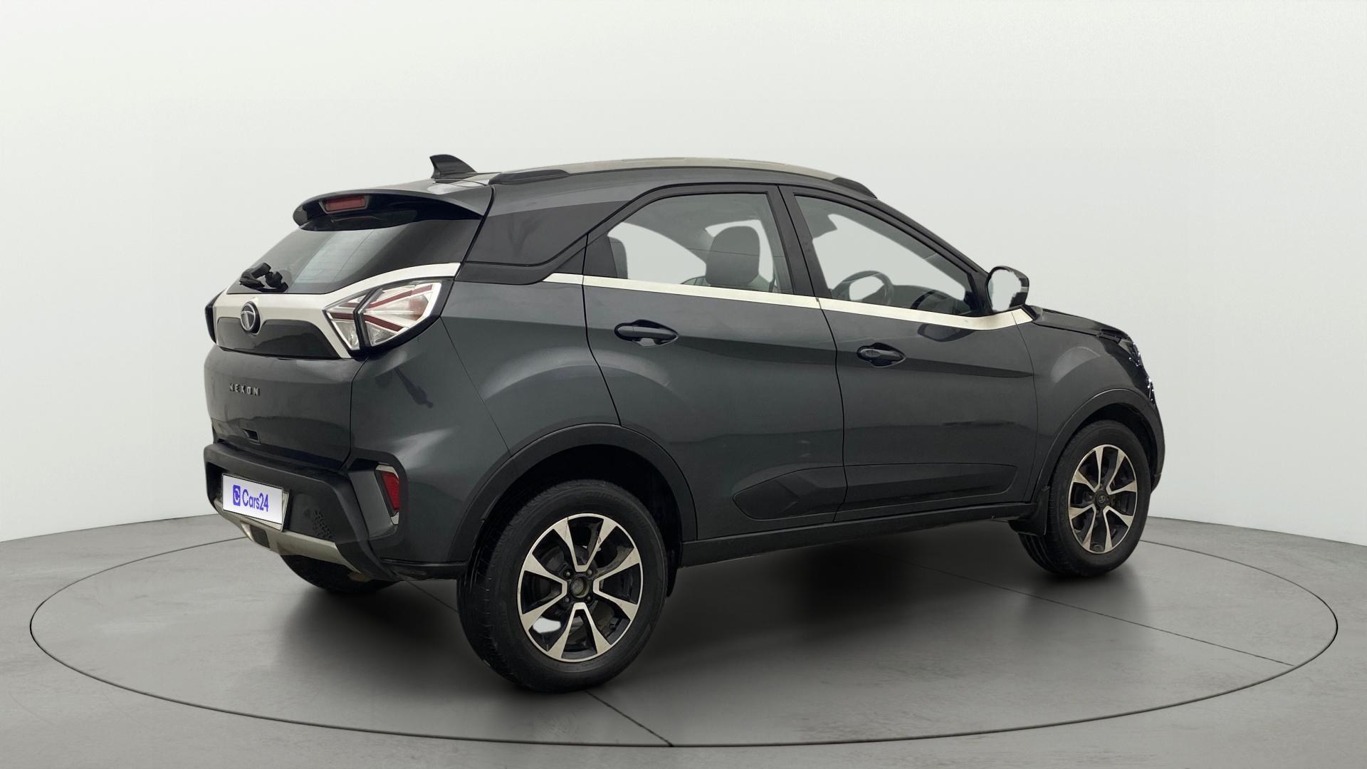 View 2021 Tata Nexon Revotorq XZA Plus (O) AMT Image 47 Used 2021 Tata Nexon Revotorq XZA Plus (O) AMT Image 47